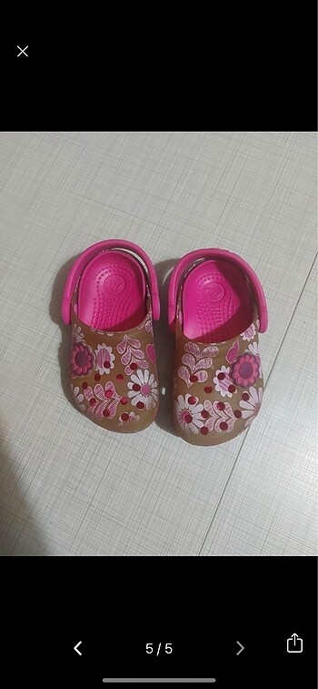 23 Beden kırmızı Renk Crocs c6 7