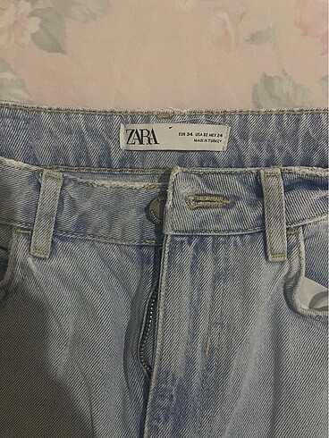 34 Beden mavi Renk Zara jean