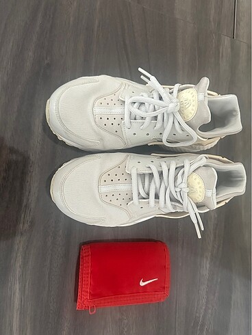 Nike ayakkabı cüzdan