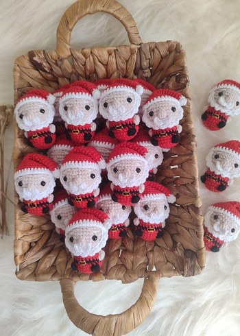 El Örgüsü Mini Noel Baba Figürleri