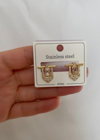 Beden Minimalist Küpe Modelleri
