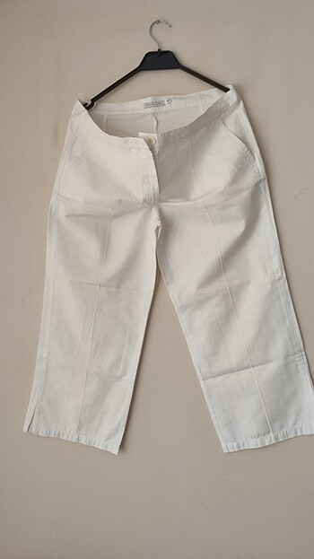 Beyaz kapri pantalon