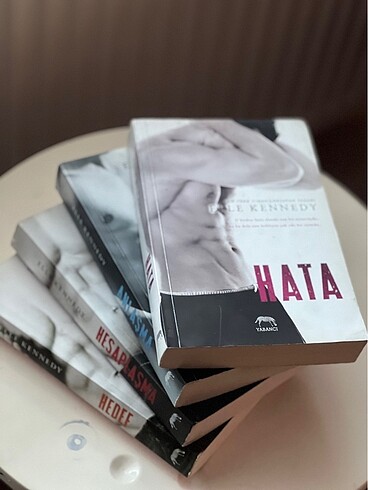 Elle kennedy hata serisi 4 kitap