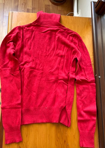 Kırmızı Boğazlı Kadın Kazak - Görsel 4