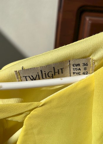 Sarı Siyah Pilili Midi Elbise - Görsel 6