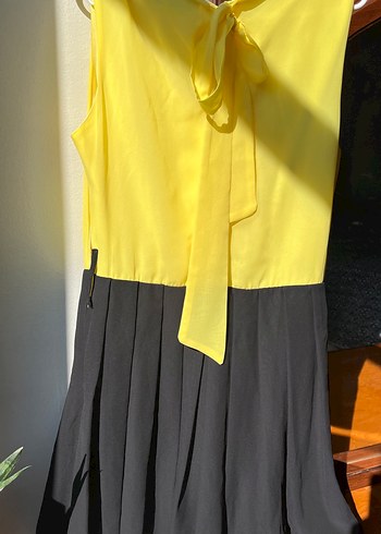 Sarı Siyah Pilili Midi Elbise - Görsel 5