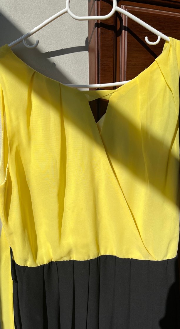 Sarı Siyah Pilili Midi Elbise - Görsel 3