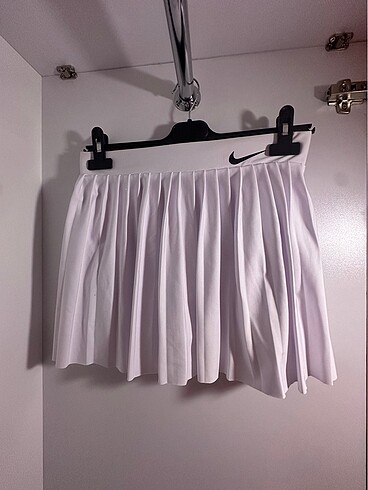 Şortlu Nike etek