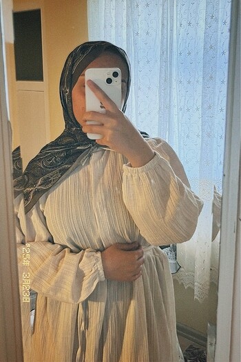 Beyaz elbise