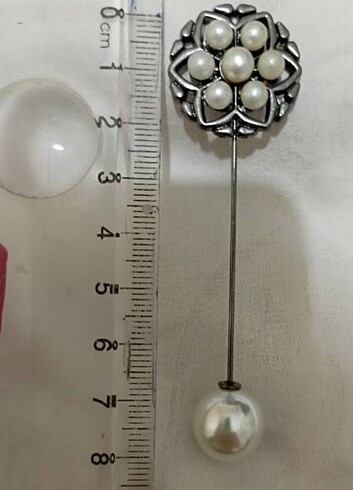 8 cm ebadında incili metal broş iğne 