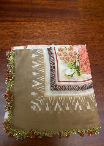 Bej Bohem Çiçek Desenli iğne oyası - Görsel 2