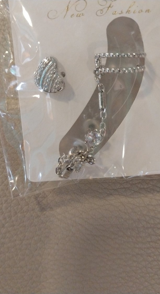 Gri Zincir Detaylı Kadın El Zinciri - Görsel 2