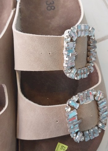 Bej Süet Tokalı Kadın Dolgu Topuk Terlik - Görsel 2