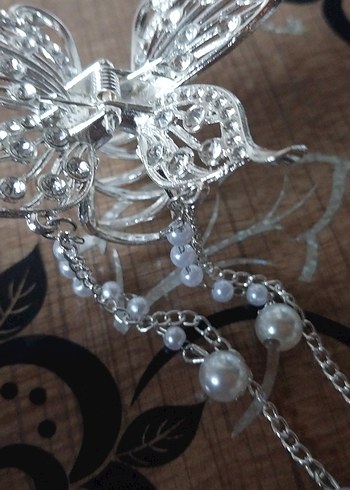 Zincir Detaylı Metal Kelebek Toka - Görsel 2