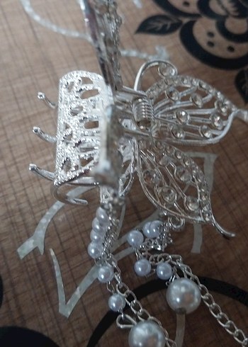 Zincir Detaylı Metal Kelebek Toka - Görsel 6