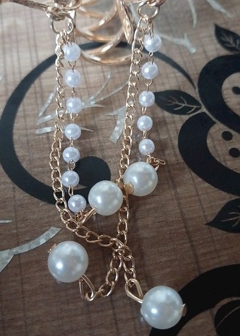 Zincir Detaylı Altın Renkli Kelebek Toka - Görsel 3