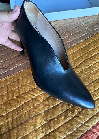 Diğer Siyah Deri Stiletto Ayakkabısı