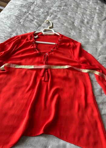 Püsküllü Kırmızı V Yaka Kadın Bluz - Görsel 5