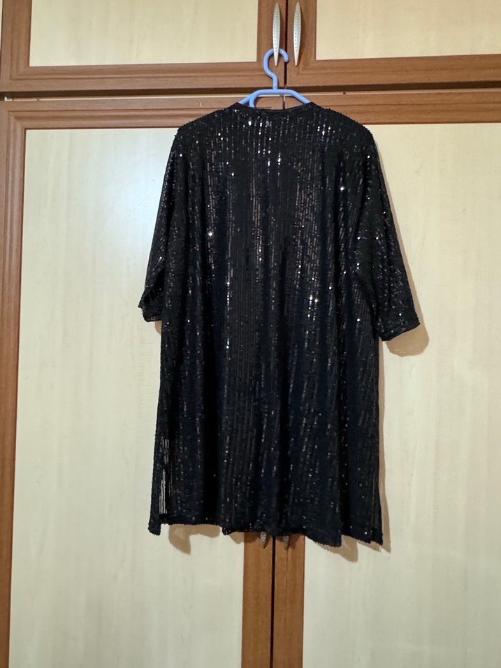 Siyah Parlak payetli Uzun ceket - Görsel 3