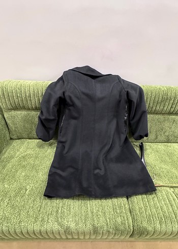 Düğmeli Siyah Kadın Kaban - Görsel 12