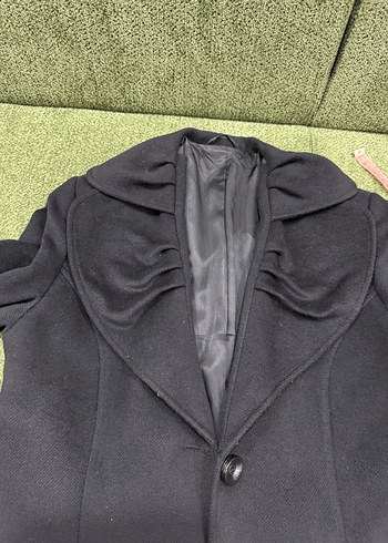 Düğmeli Siyah Kadın Kaban - Görsel 11