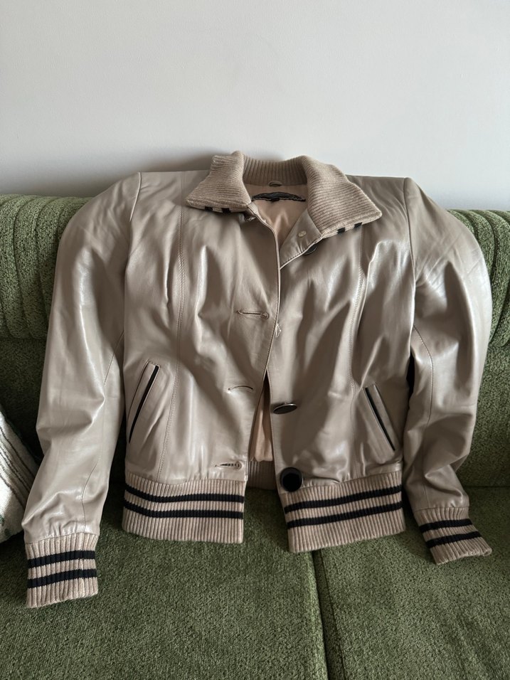 Düğmeli Bej Deri Kadın Ceket - Görsel 2