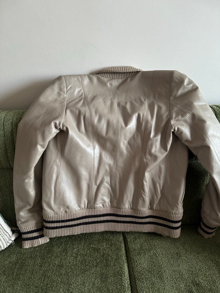 Düğmeli Bej Deri Kadın Ceket - Görsel 3