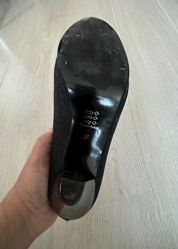 Siyah ışıltılı Dolgu Topuklu Kadın Ayakkabı - Görsel 7