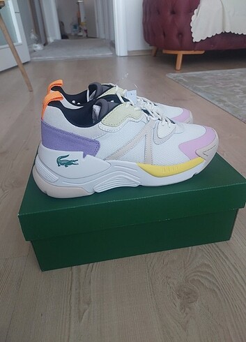Lacoste 
