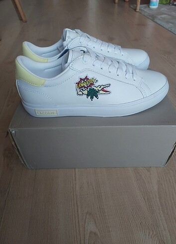 Lacoste 