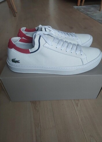 Lacoste 