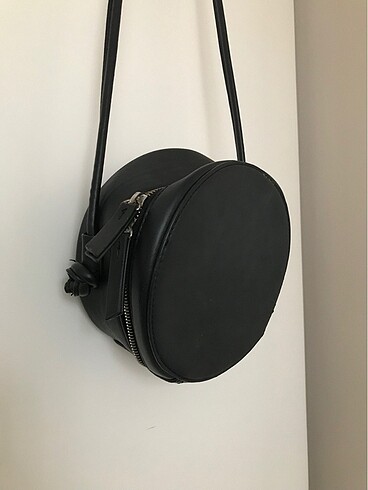 Zara model kadın kol çantası siyah