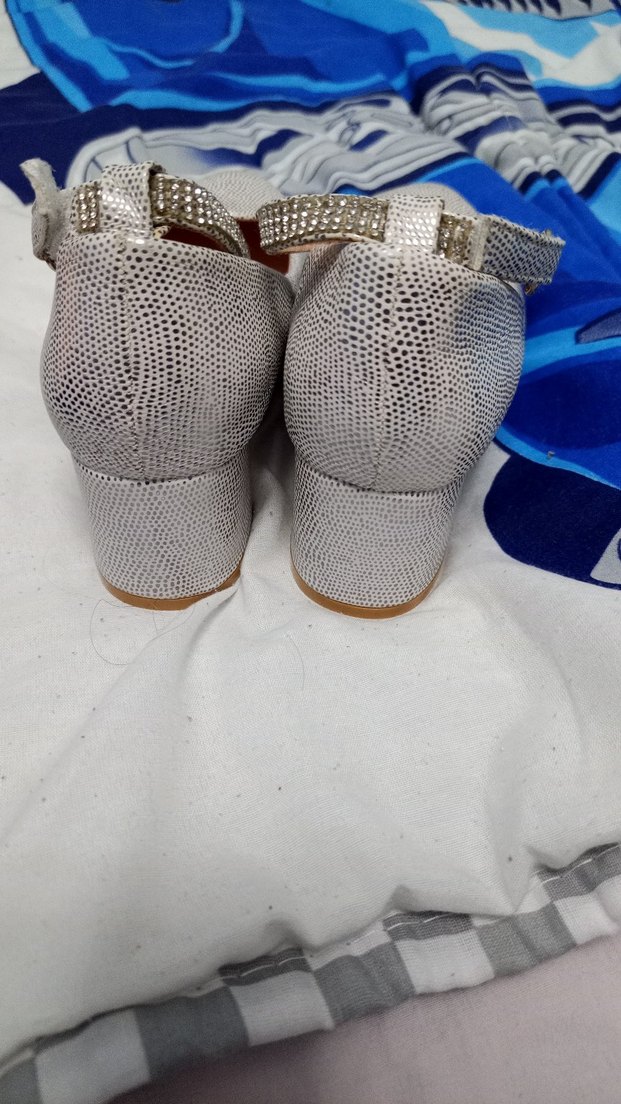 Kız Çocuk Gri Yılan Desenli Tokalı Babet - Görsel 4