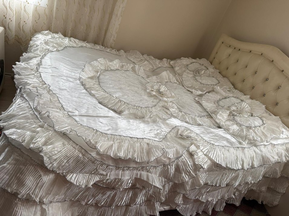 Nakışlı Beyaz Gri ekru krem Yatak Örtüsü - Görsel 3