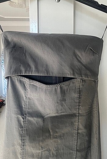 Pull and Bear Pencere detaylı midi elbise