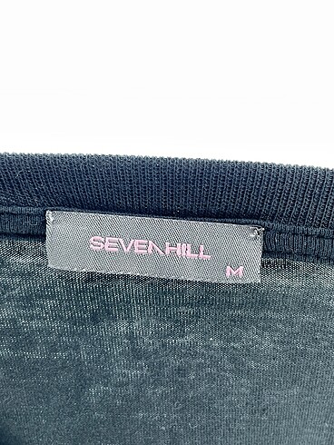 m Beden siyah Renk Sevenhill T-shirt %70 İndirimli.