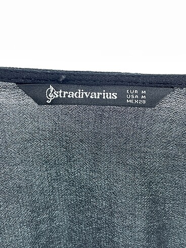 s Beden siyah Renk Stradivarius Hırka %70 İndirimli.