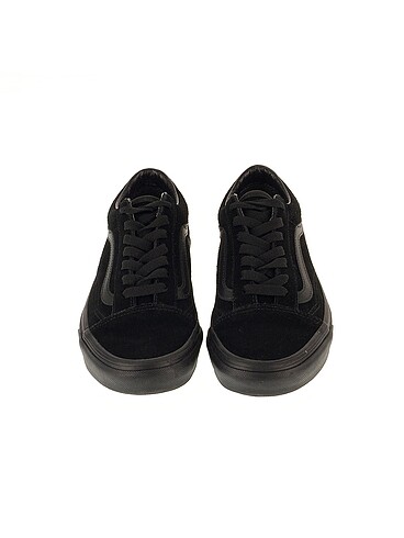 37 Beden Vans Spor Ayakkabı %70 İndirimli.