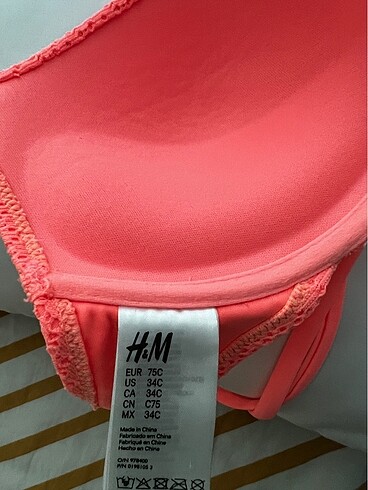 36 Beden H&M dolgulu bikini üstü