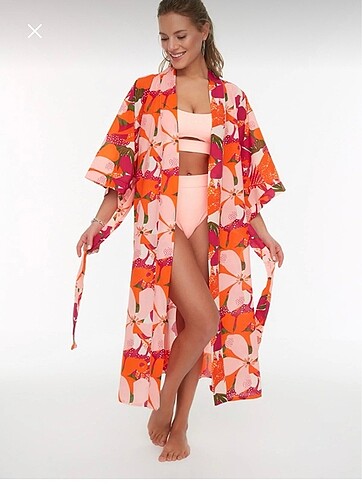 TrendyolMilla turuncu çiçekli kimono