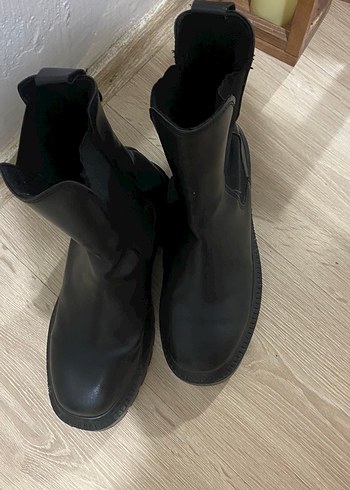 Siyah Platform Topuklu Gotik Kadın Bot - Görsel 4