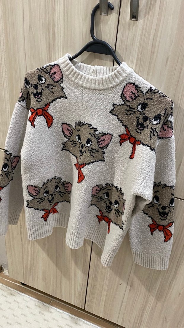 Gri Nakışlı Örme Kadın Kazak - Görsel 2