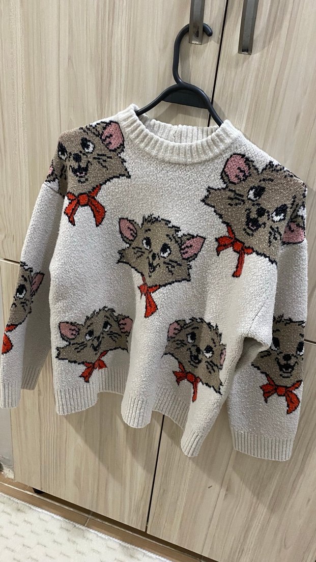 Gri Nakışlı Örme Kadın Kazak - Görsel 3