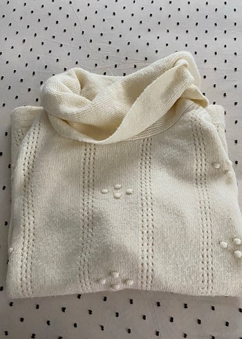 Beyaz Nakışlı Triko Boğazlı Kadın Kazak - Görsel 6