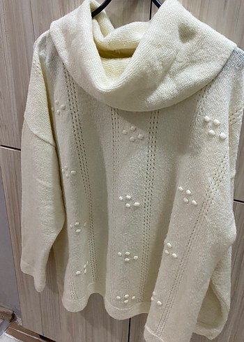 Beyaz Nakışlı Triko Boğazlı Kadın Kazak - Görsel 5