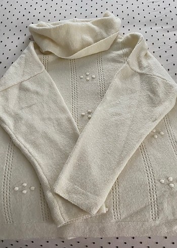 Beyaz Nakışlı Triko Boğazlı Kadın Kazak - Görsel 8