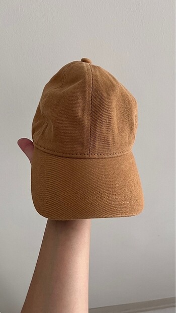 zara yeni camel şapka