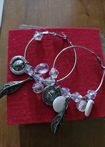 Güneş desenli gotik küpe