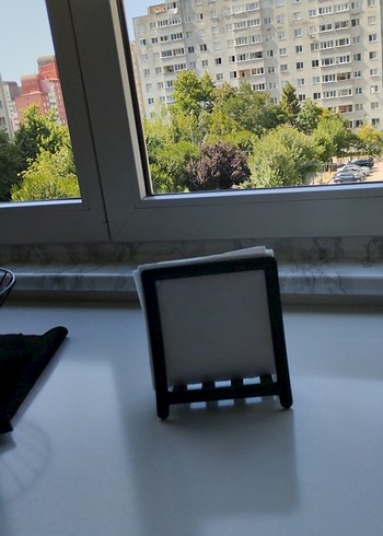 Siyah peçetelik