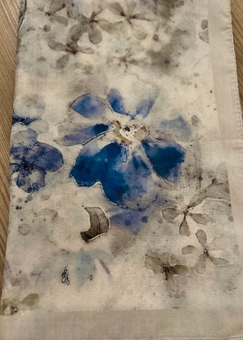 Beden Flora desen şal